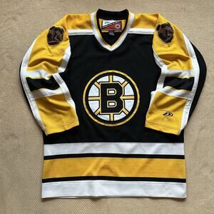 Vintage 90s Pro Player Boston Bruins NHL Hockey Jersey Medium